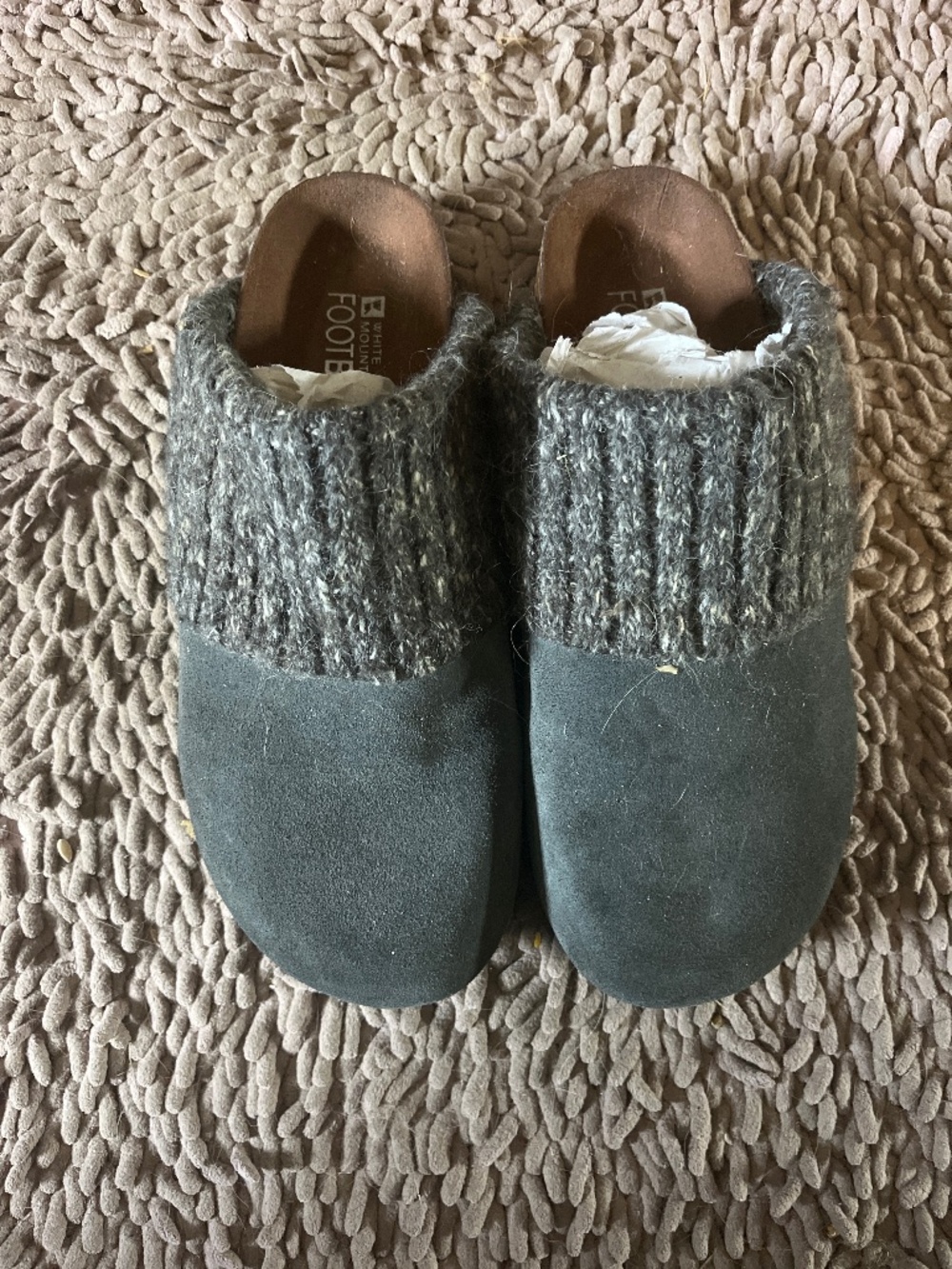 White Mountain slip-on clogs
